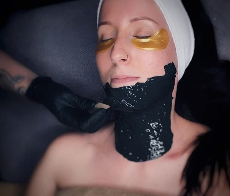 Soin du visage en salon : pourquoi est-ce important ?