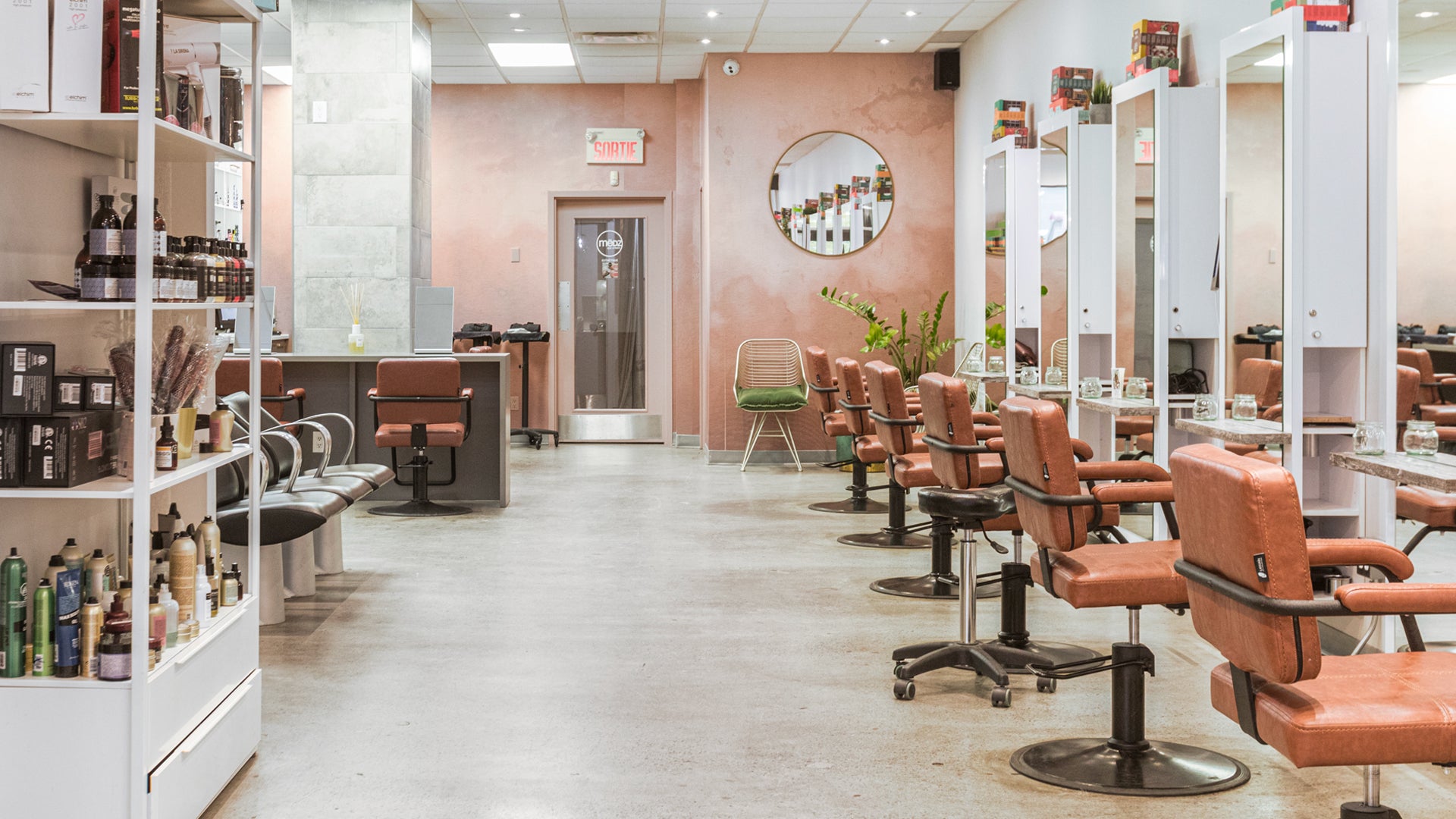 Medz_Salon._coiffure_esthetique_-_photo_salon_MASSON.jpg